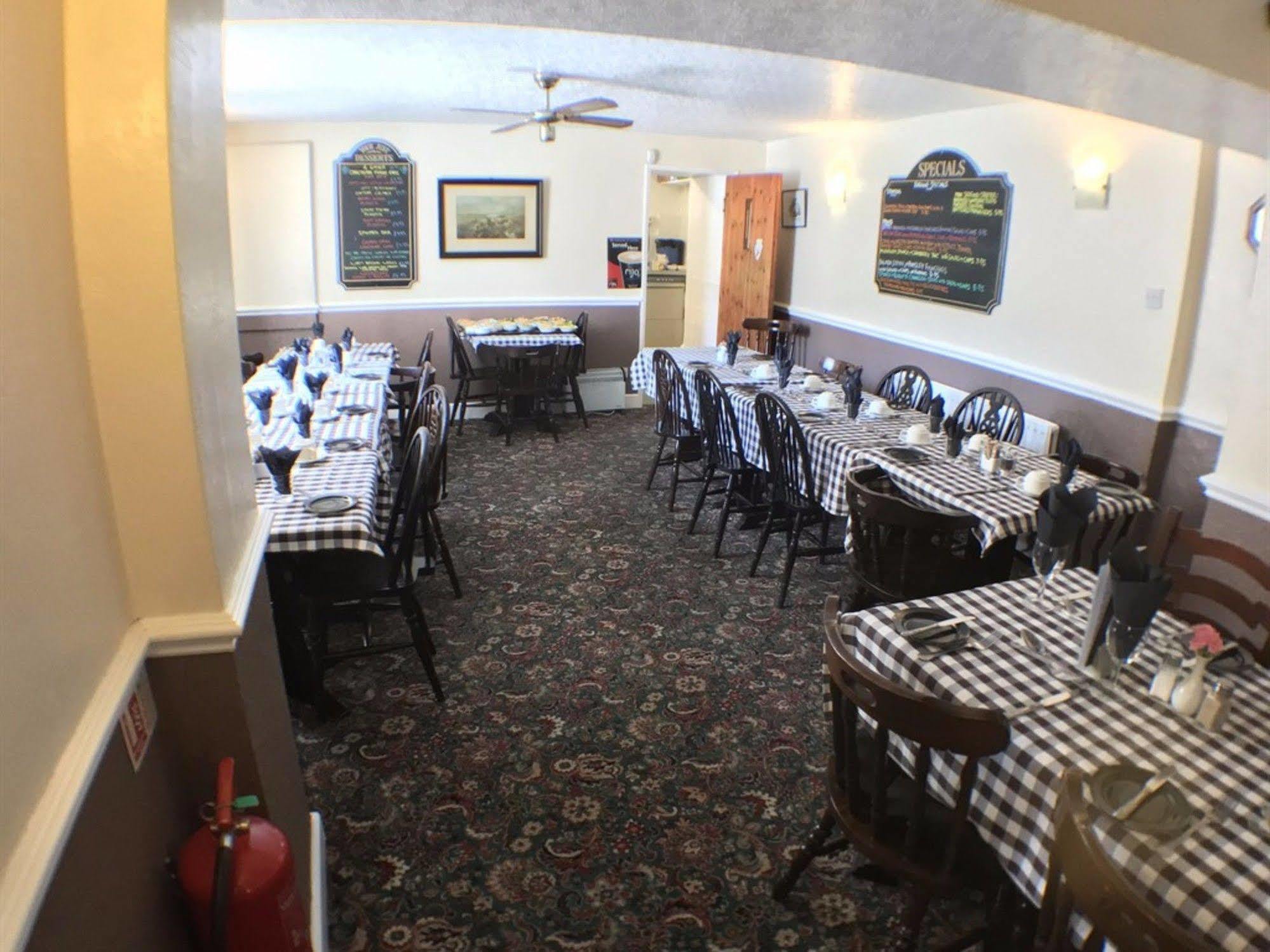 Inn The Fox & Hounds West Burton