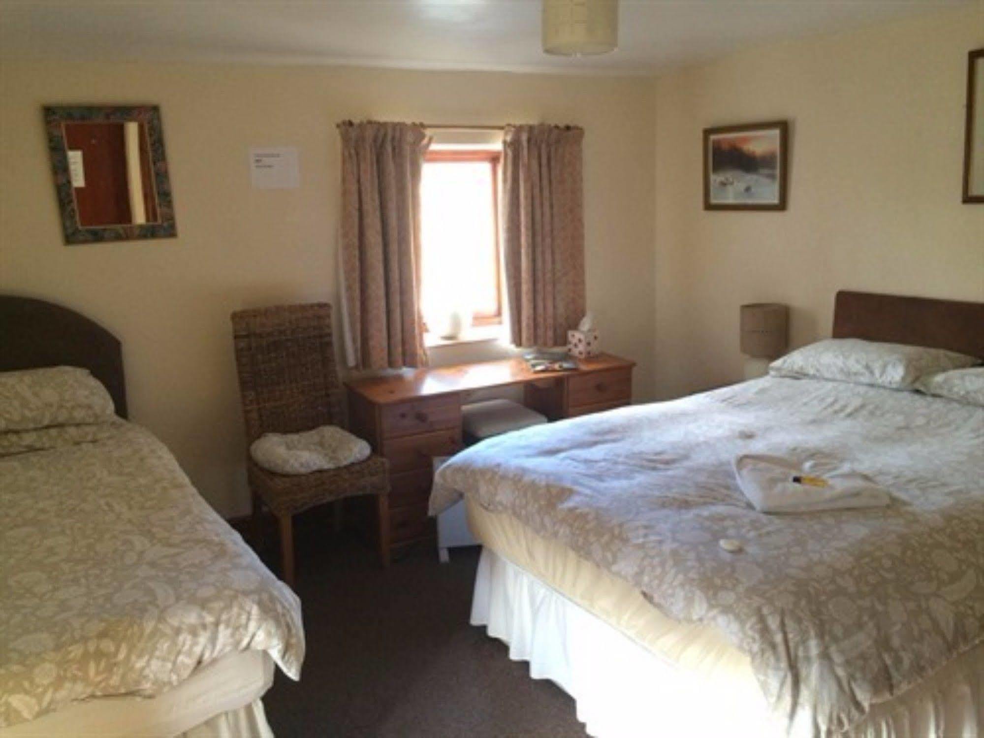 The Fox & Hounds Inn West Burton
